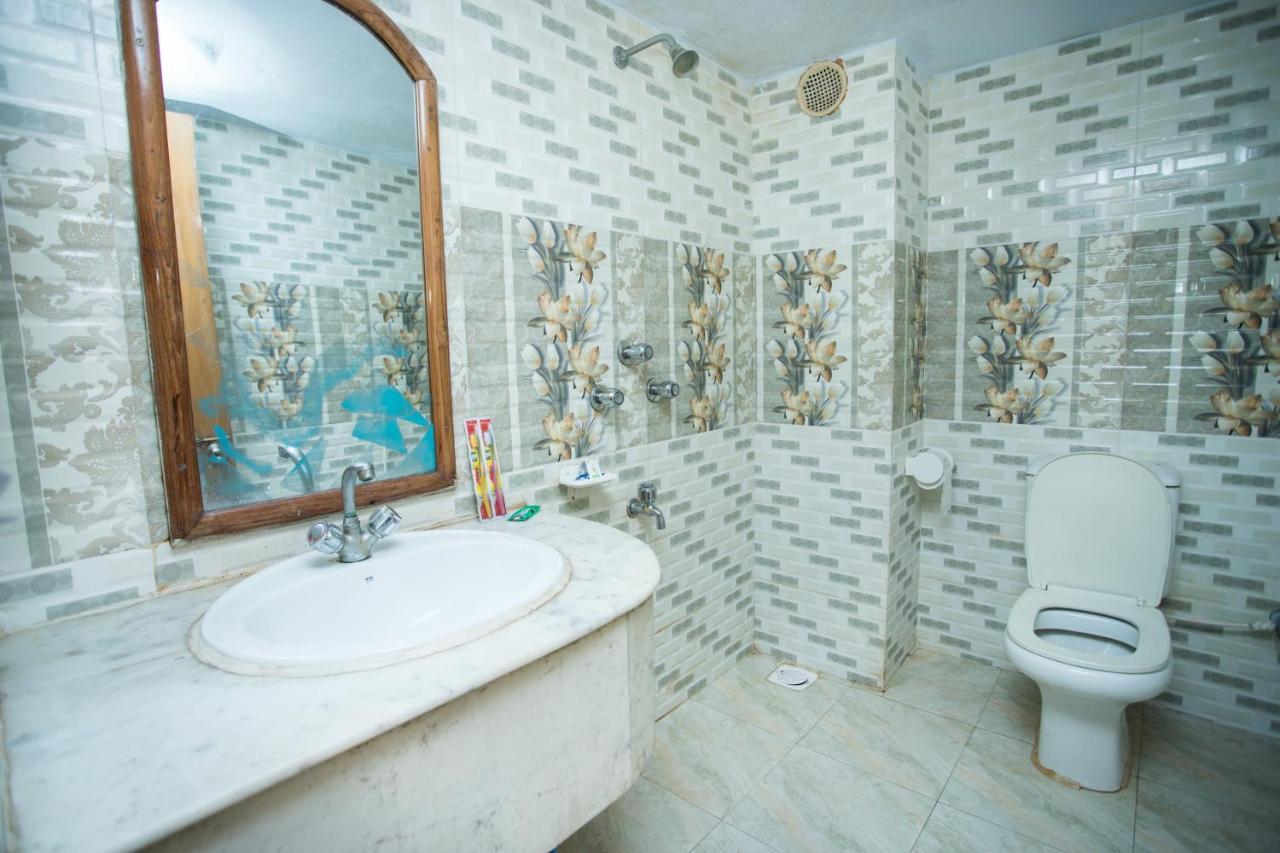Hotel Mishuk コックスバザール エクステリア 写真